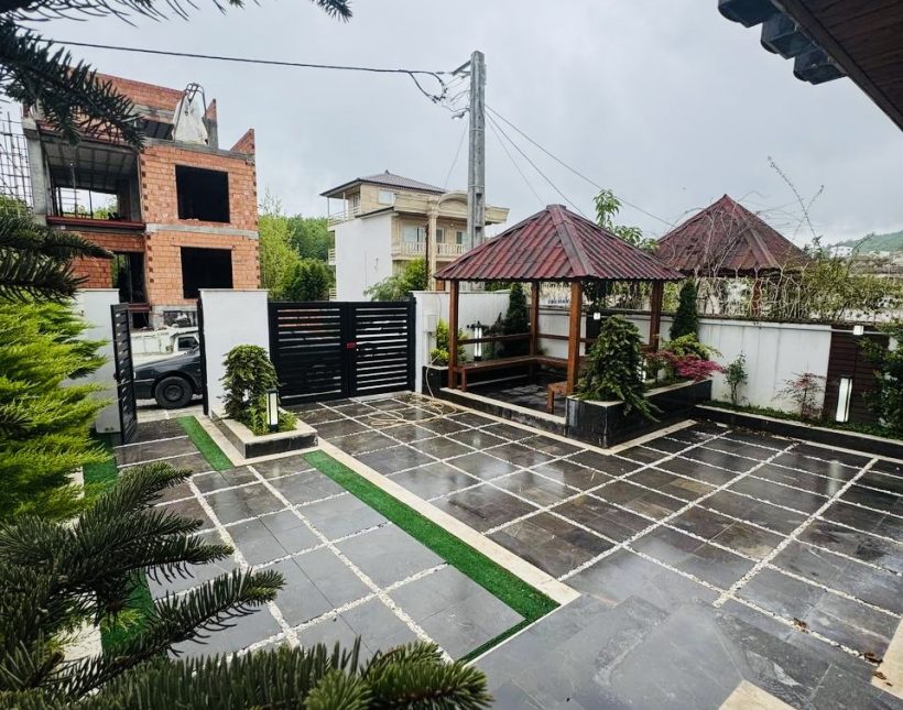 خرید ویلا در چمستان همصفا ۲۷۰ متری اسناد مدارک کامل | ۲۷۰ متر