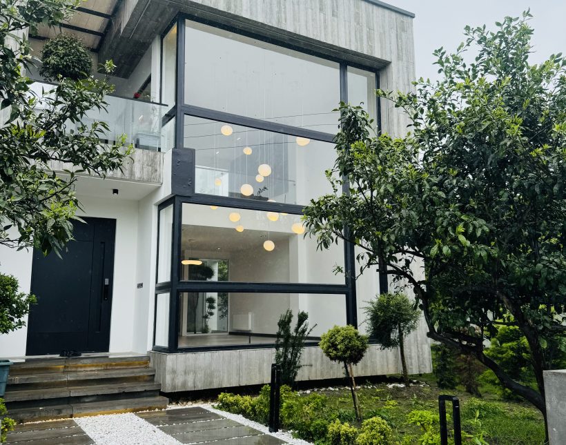 خرید ویلا ۲۵۰ متری چمستان اسپی کلا با سند تک برگ و شهرکی | ۲۵۰ متر