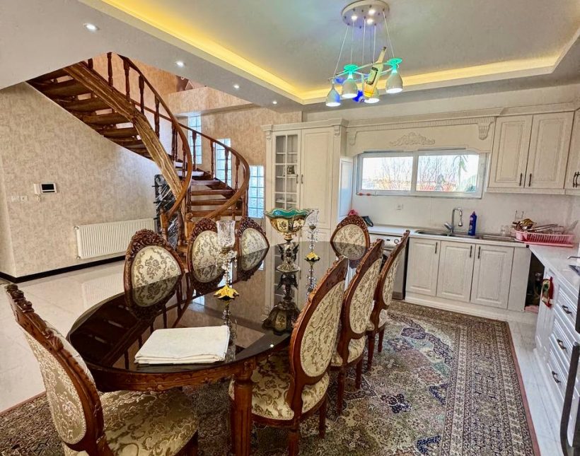 خرید ویلا ۳۵۰ متر زمین فرنیش کامل سند تک برگ امیرآباد | ۳۵۰ متر