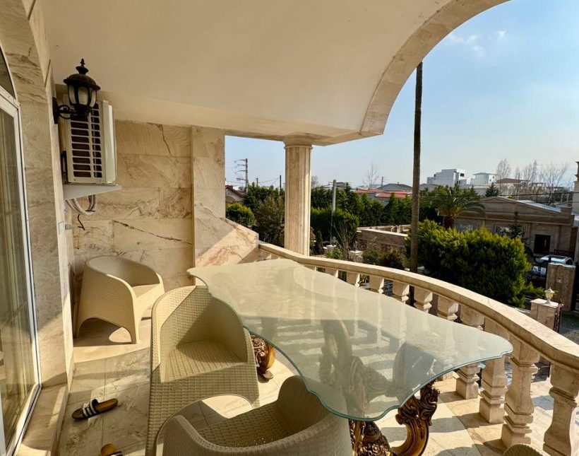 خرید ویلا ۳۵۰ متر زمین فرنیش کامل سند تک برگ امیرآباد | ۳۵۰ متر