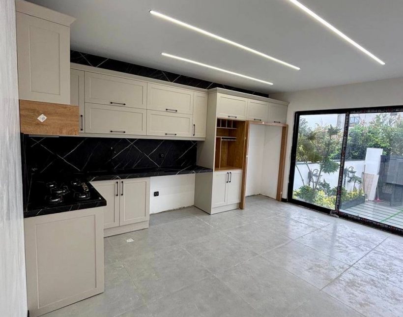 خرید ویلا ۲۵۰ متری مدرن اسناد مدارک کامل بهدشت چمستان | ۲۵۰ متر