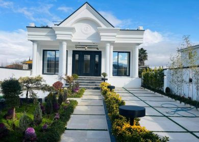 خرید ویلا فلت نما کلاسیک شهرکی ۳۲۰ متری با ویو ۳۶۰ درجه | ۳۲۰ متر