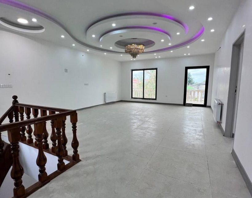 خرید ویلا کاخ ۳۸۰ متری نما سنگ رومی منطقه برند امیرآباد | ۳۸۰ متر