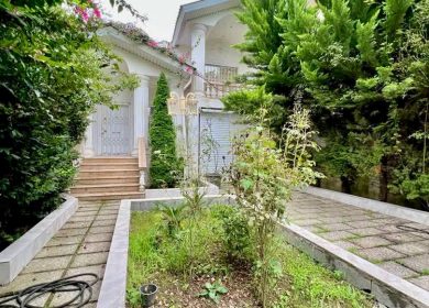 خرید ویلا ۳۳۰ متری حیاط سازی شده مبله چمستان آهودشت | ۳۳۰ متر