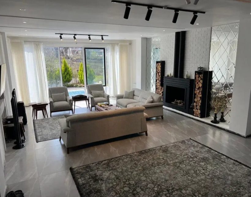 فروش ویلا دوبلکس استخر چهار فصل و مبله رویان | ۳۰۰ متر