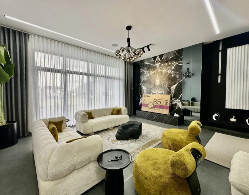 فروش ویلا دوبلکس استخر دار و فول فرنیش چمستان | ۳۰۰ متر