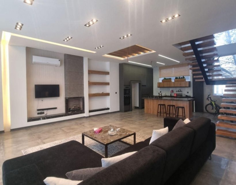 خرید ویلا دوبلکس استخردار و مبله رویان | ۳۰۰ متر