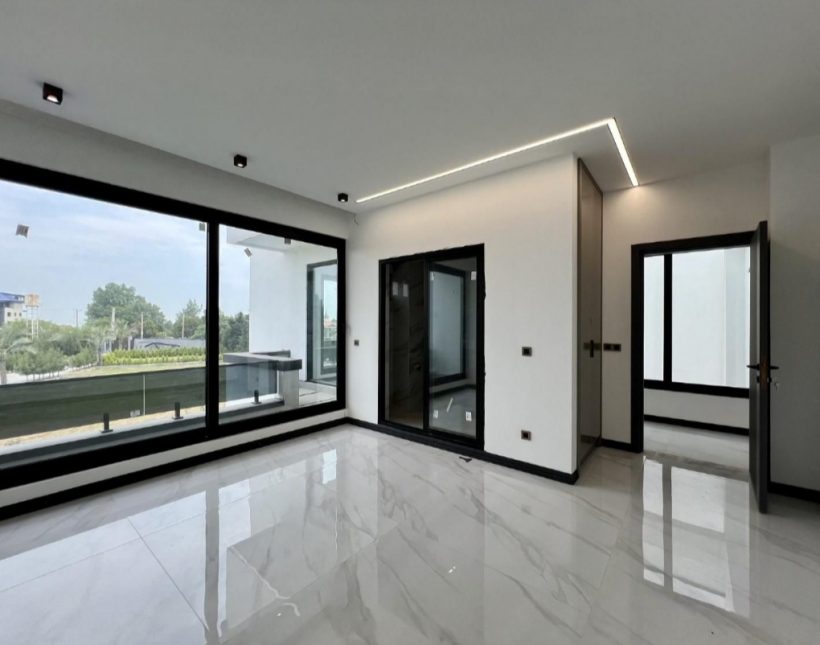 خرید ویلا دوبلکس روف دار و شهرکی نور | ۳۰۰ متر