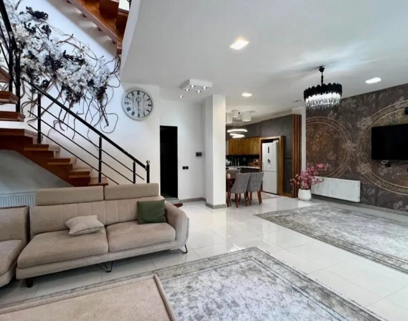 فروش ویلا دوبلکس استخردار و فول فرنیش چمستان | ۲۴۰ متر