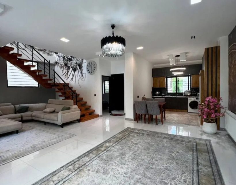 فروش ویلا دوبلکس استخردار و فول فرنیش چمستان | ۲۴۰ متر