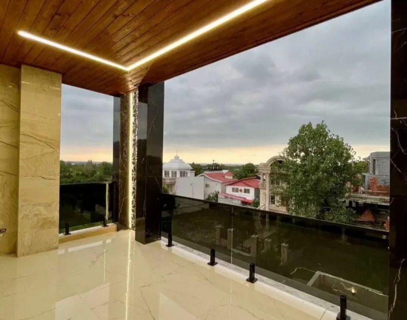 فروش ویلا تریپلکس نوساز و مستقل چمستان | ۲۵۰ متر