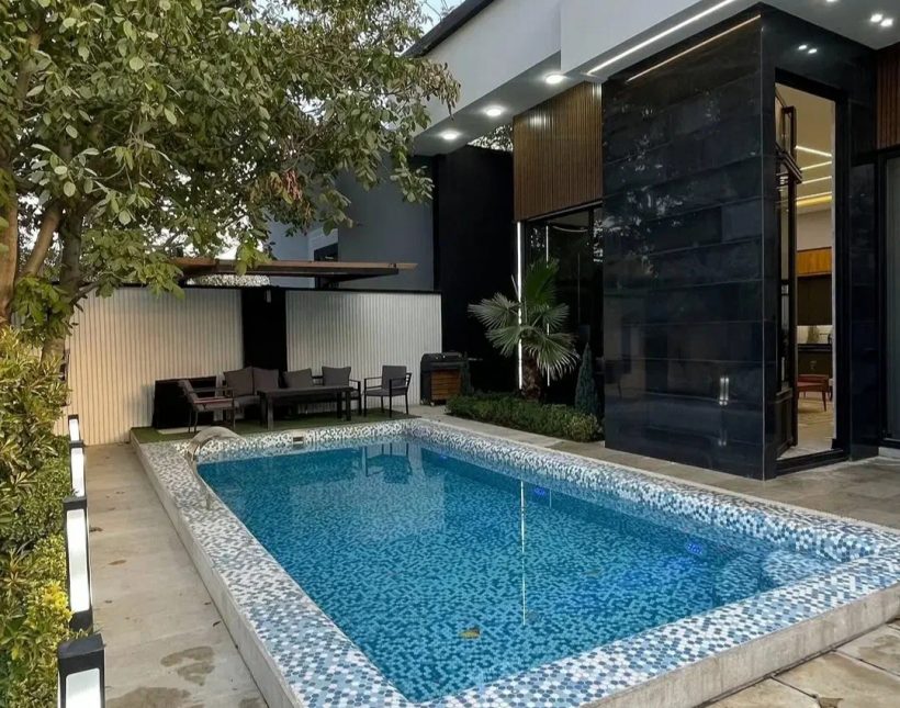 خرید ویلا باغ استخردار و فول امکانات چمستان | ۶۰۰ متر