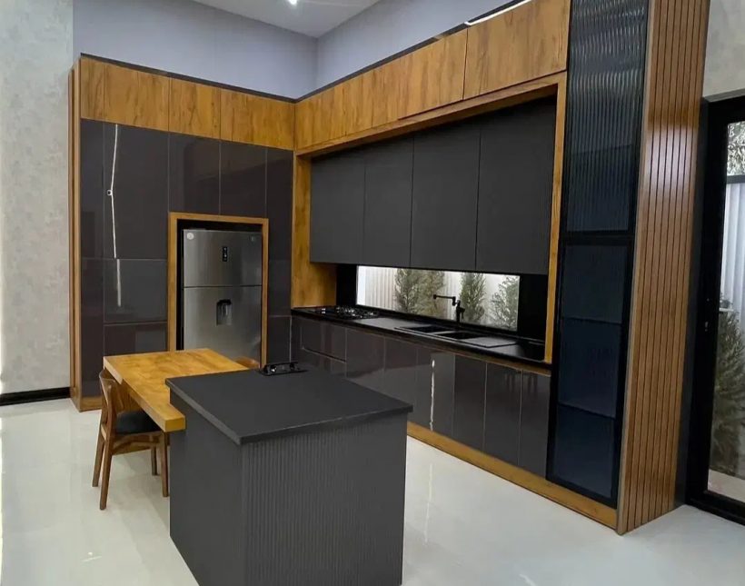 خرید ویلا باغ استخردار و فول امکانات چمستان | ۶۰۰ متر