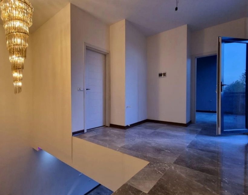 خرید ویلا دوبلکس استخر دار و سند دار نور | ۲۶۰ متر