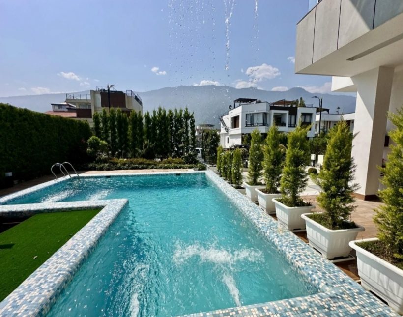 خرید ویلا دوبلکس استخردار و مدرن رویان | ۳۵۰ متر