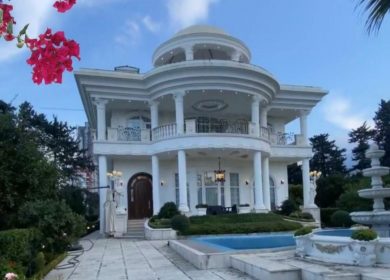 فروش کاخ ویلا استخردار و فول فرنیش نوشهر | ۵۰۰ متر