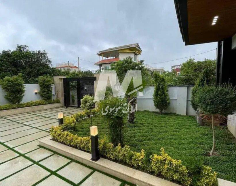 فروش ویلا دوبلکس استخر دار و هوشمند نور | ۳۰۰ متر