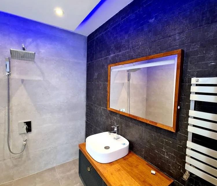 فروش ویژه ویلا مدرن با ۴۰۰ متر بنا در لتینگان نوشهر | ۶۰۰ متر