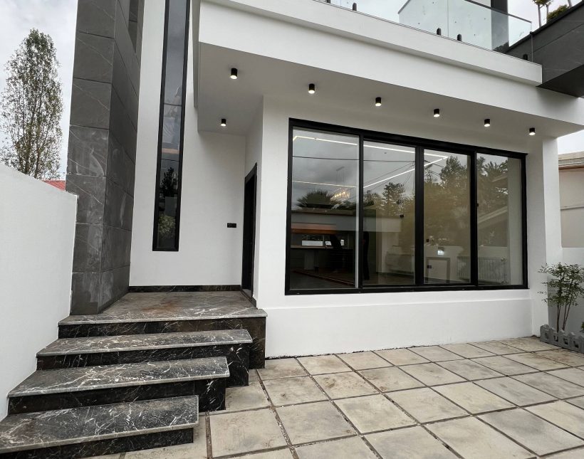 فروش ویلا مدرن و لاکچری شهرکی 160 متر بنا نور | 130 متر