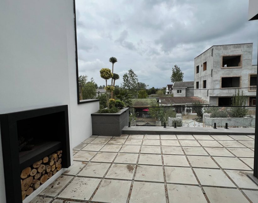 فروش ویلا مدرن و لاکچری شهرکی 160 متر بنا نور | 130 متر