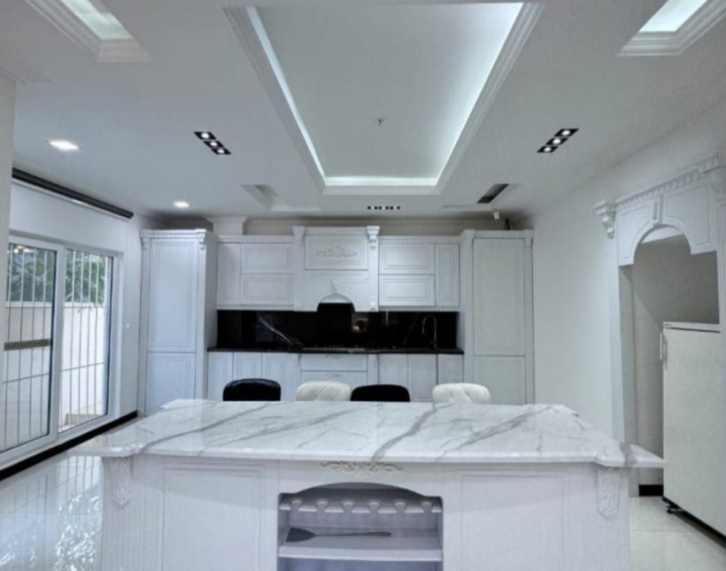 خرید ویلا جوربند چمستان ۴۰۰ متری کلاسیک استخردار ویو جنگل | ۴۰۰ متر