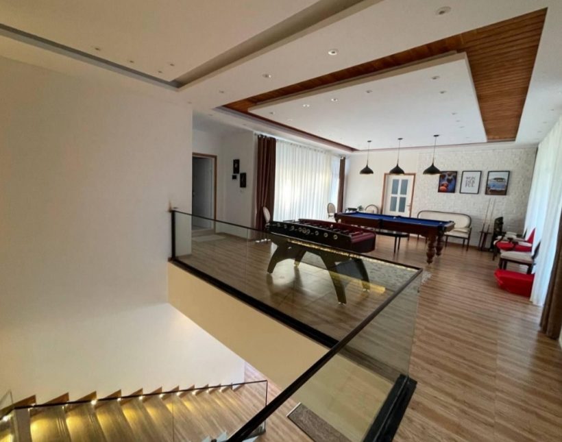 خرید ویلا تریبلکس مدرن ۶۰۰ متری استخر داخلی مبله | ۶۰۰ متر