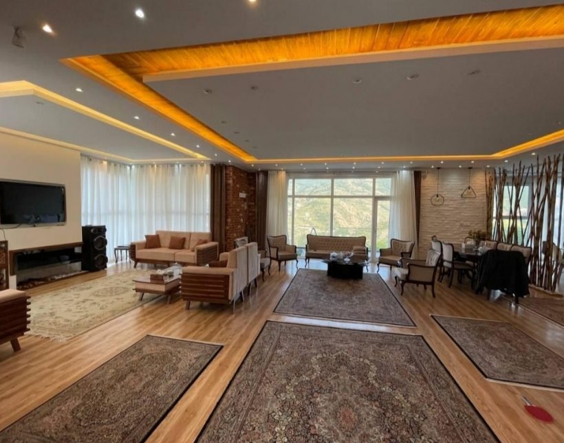 خرید ویلا تریبلکس مدرن ۶۰۰ متری استخر داخلی مبله | ۶۰۰ متر