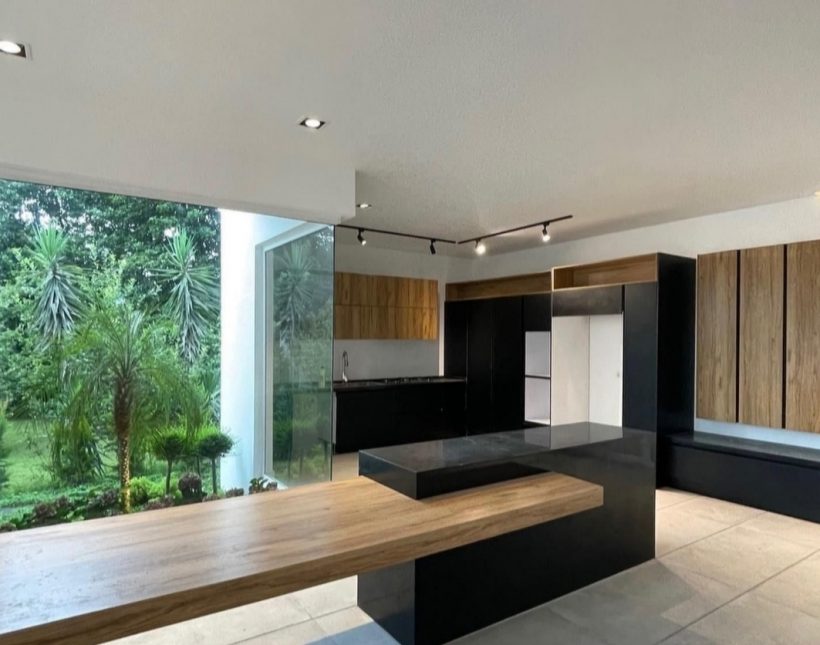 خرید ویلا دوبلکس مدرن استخردار شهرکی مدارک تکمیل | ۴۰۰ متر