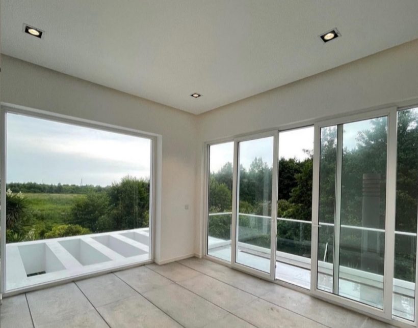 خرید ویلا دوبلکس مدرن استخردار شهرکی مدارک تکمیل | ۴۰۰ متر