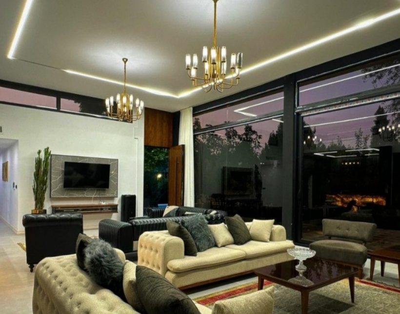 خرید ویلا فلت هوشمند استخردار ۳۰۰ متری فول مبله سند تک برگ | ۳۰۰ متر