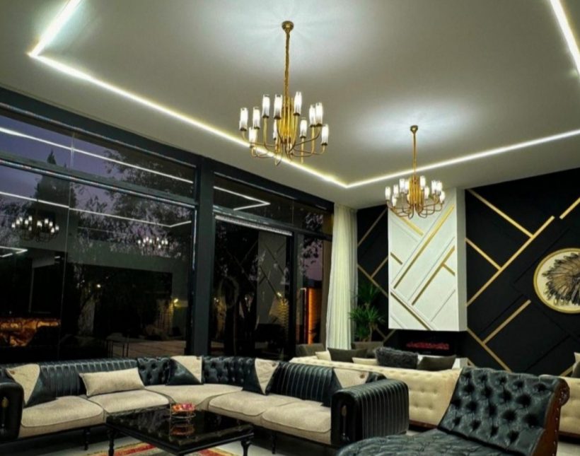 خرید ویلا فلت هوشمند استخردار ۳۰۰ متری فول مبله سند تک برگ | ۳۰۰ متر