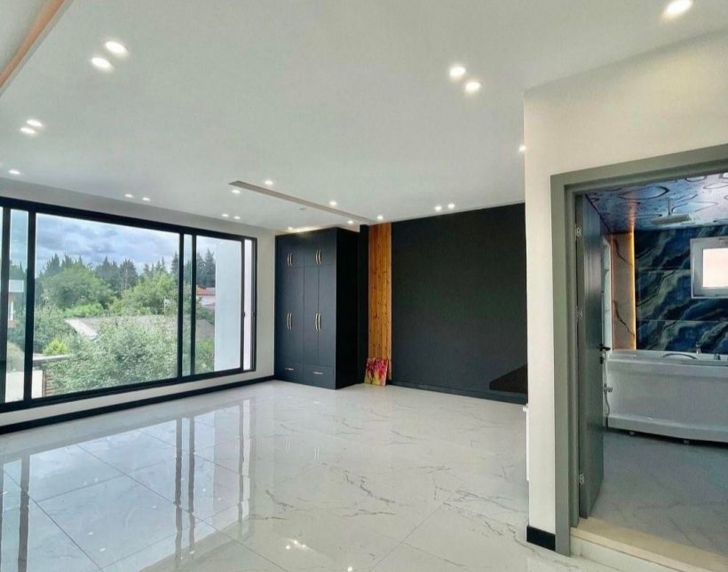 خرید ویلا الیمالات نور ۳۰۰ متری مدرن استخر داخلی ویو ابدی | ۳۰۰ متر