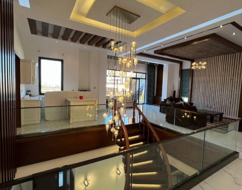 خرید ویلا سعادت آباد چمستان ۵۰۰ متری مدرن استخردار | ۵۰۰ متر