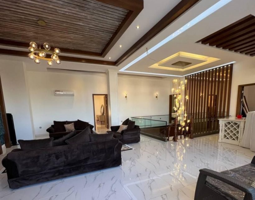 خرید ویلا سعادت آباد چمستان ۵۰۰ متری مدرن استخردار | ۵۰۰ متر