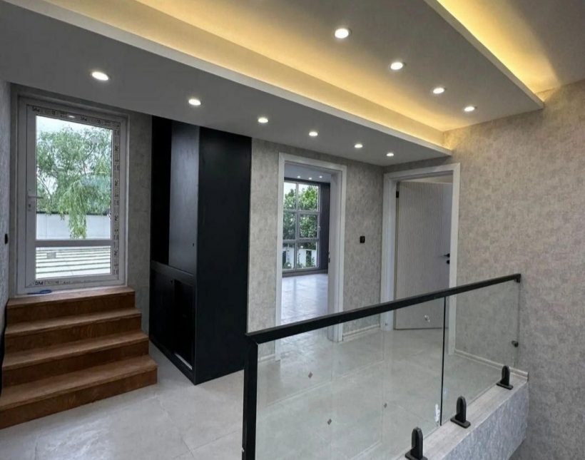 خرید ویلا سعادت آباد چمستان استخردار شهرکی جنگلی | ۳۵۰ متر