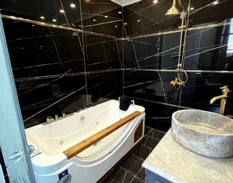 خرید ویلا جاده دریا چمستان ۳۰۰ متری فلت مدرن استخردار | ۳۰۰ متر