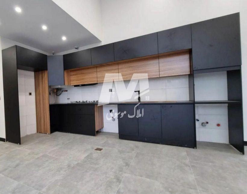 خرید ویلا در نور ۳۰۰ متری مدرن هوشمند استخردار شهرک برند | ۳۰۰ متر