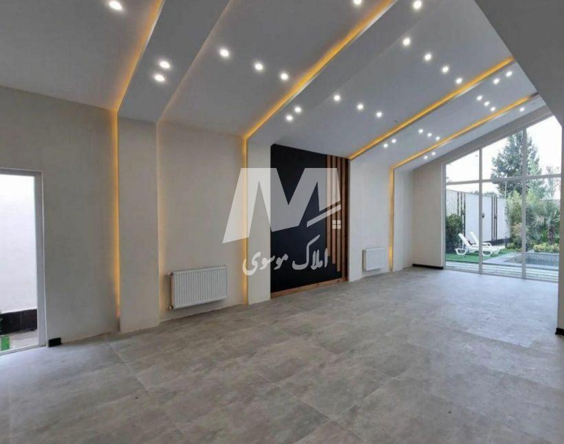 خرید ویلا در نور ۳۰۰ متری مدرن هوشمند استخردار شهرک برند | ۳۰۰ متر