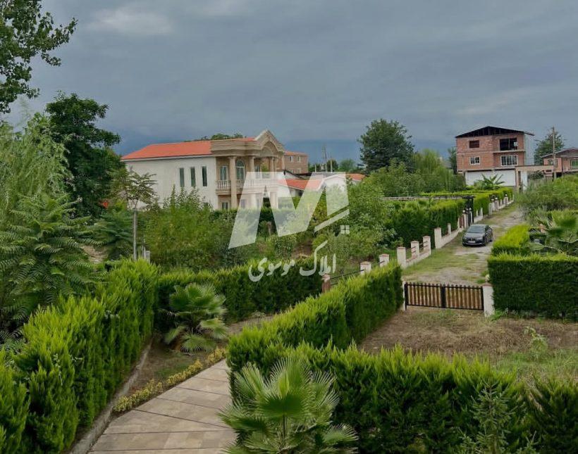 خرید ویلا در نور ۴۰۰ متری کلاسیک نما سنگ شهرک برند جنگلی | ۴۰۰ متر