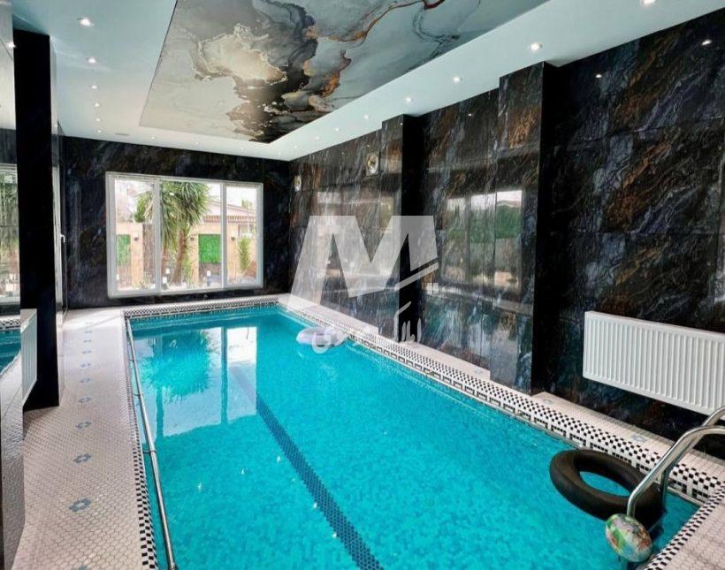 خرید ویلا نعمت آباد چمستان ۷۰۰ متری مدرن استخردار ویو ابدی | ۷۰۰ متر