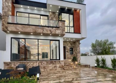 خرید ویلا گنجیاب نور ۳۰۰ متری مدرن هوشمند استخر داخلی | ۳۰۰ متر