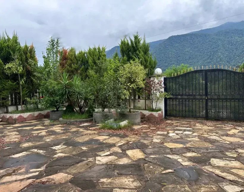 فروش ویلا باغ ۴۵۰ متری استخردار و فول فرنیش چمستان | ۴۵۰ متر