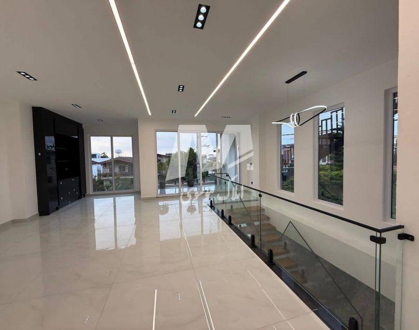 ویلا ۲۷۰ متری سند دار استخر دار شهرک برند نور | ۲۵۰ متر