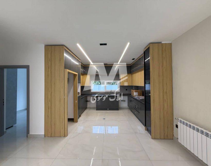 ویلا ۲۷۰ متری سند دار استخر دار شهرک برند نور | ۲۵۰ متر