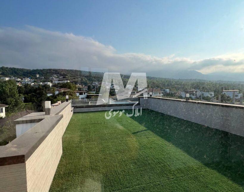 خرید ویلا ۳۵۰متری سند دار استخر دار نوساز کلید نخورده نوشهر | ۳۵۰ متر