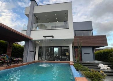 خرید ویلا ۴۵۰ متری سند دار لاکچری با ویو بینظیر رویان | ۴۵۰ متر