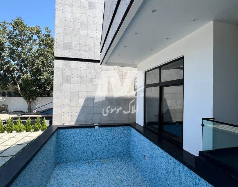 فروش ویلا ۴۵۰ متری سند دار نوساز کلید نخورده استخردار نوشهر | ۴۳۰ متر