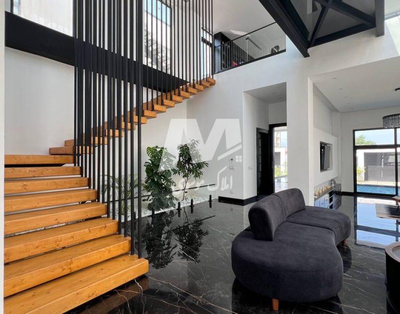 فروش ویلا ۴۵۰ متری سند دار نوساز کلید نخورده استخردار نوشهر | ۴۳۰ متر