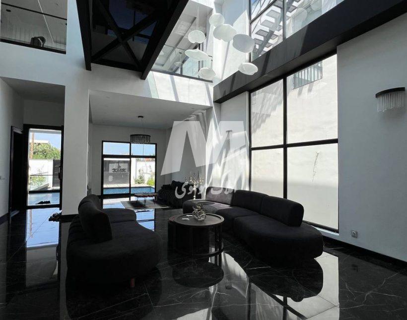 فروش ویلا ۴۵۰ متری سند دار نوساز کلید نخورده استخردار نوشهر | ۴۳۰ متر