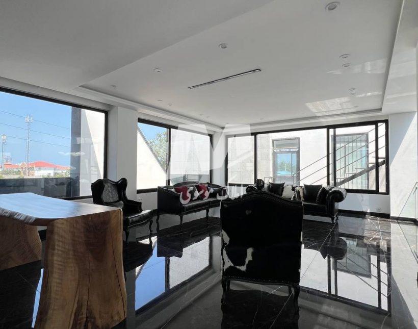 فروش ویلا ۴۵۰ متری سند دار نوساز کلید نخورده استخردار نوشهر | ۴۳۰ متر